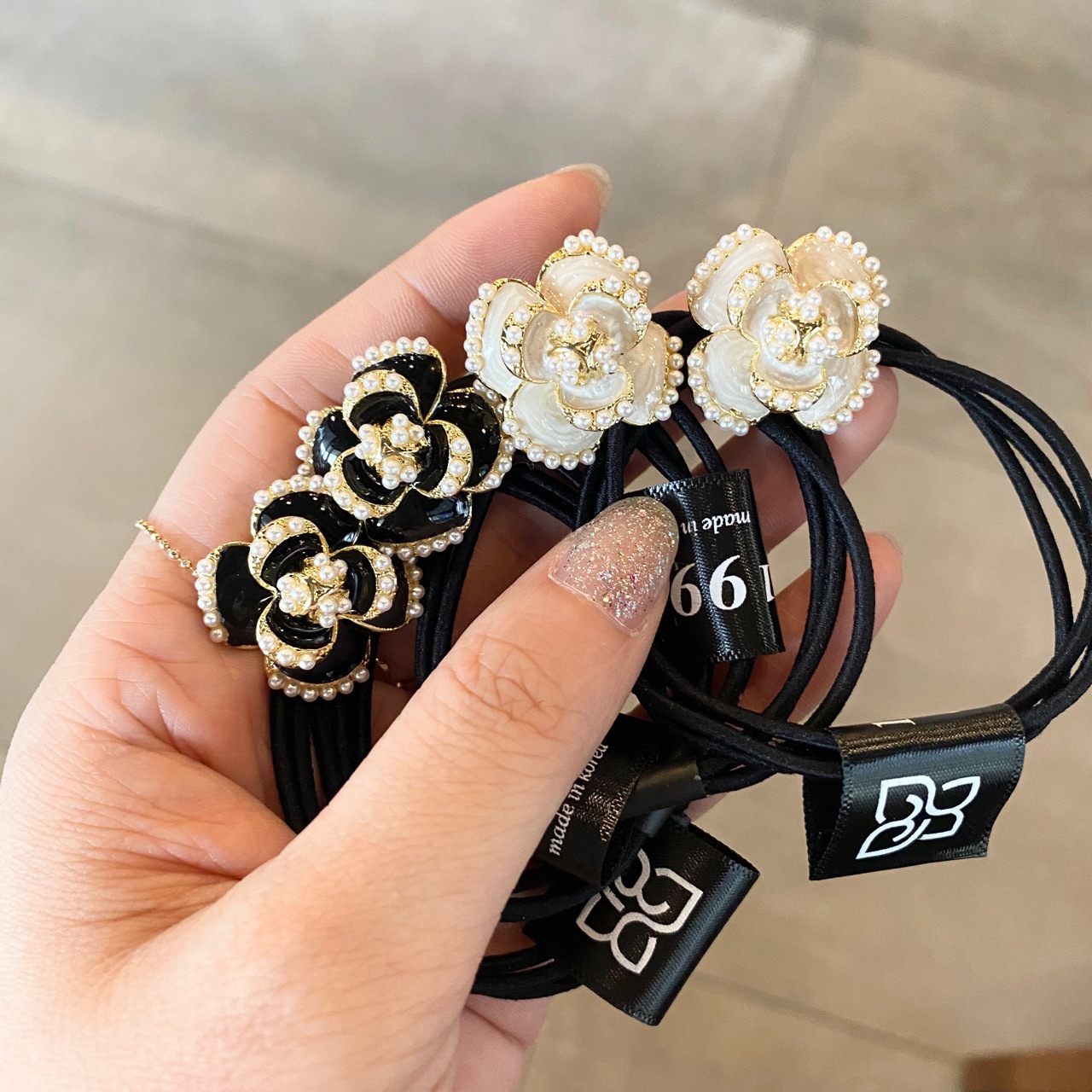 MIni Metal Flower Elastic Hair - Travel Accessories Hong Kong recension och pris