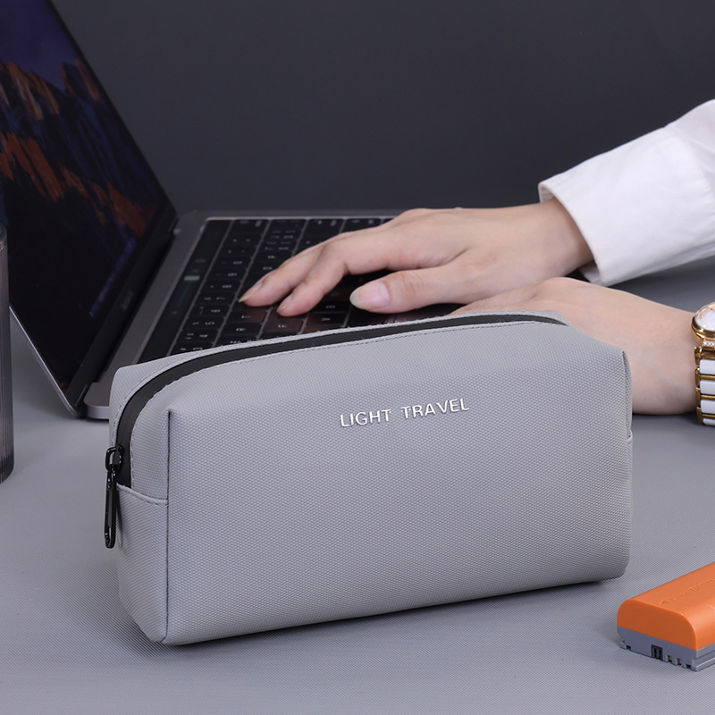 Waterproof Portable Travel Org - Travel Accessories recension och pris